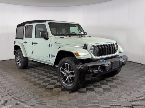 Earl Clearcoat 2024 Jeep Wrangler 4xe Sport S