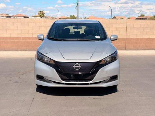 Brilliant Silver Metallic 2025 Nissan Leaf S