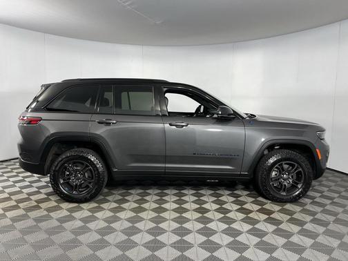 2024 Jeep Grand Cherokee 4xe Trailhawk Carb State Pkg