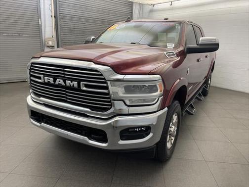 2020 RAM 2500 Laramie Mega Cab 4X4 6'4' Box