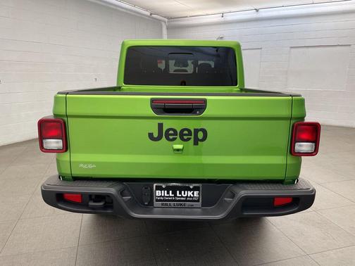 2026 Jeep Gladiator Sport S