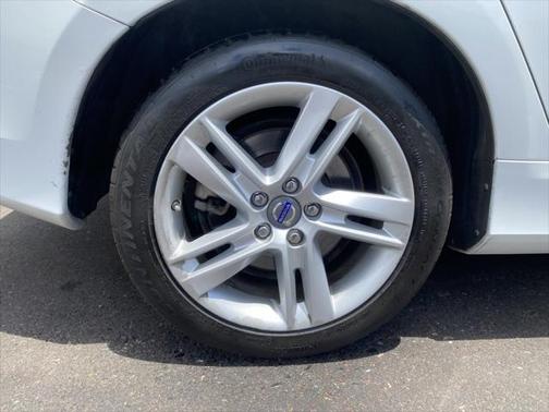 2015 Volvo S60 T5 Premier Plus