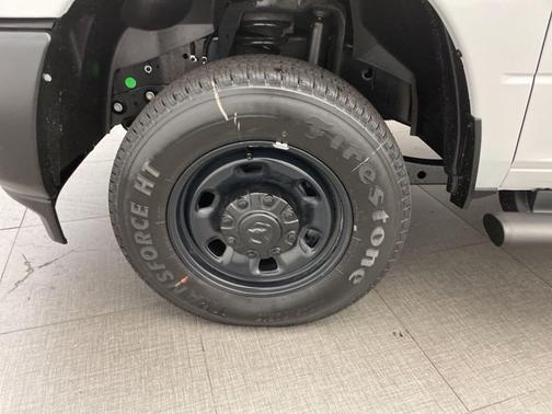 2026 RAM 2500 Tradesman Crew Cab 4x4 6'4' Box