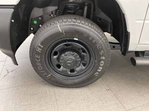 2026 RAM 2500 Tradesman Crew Cab 4x4 6'4' Box