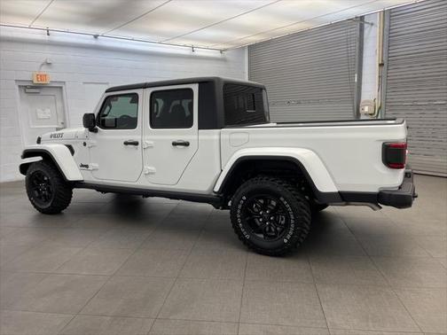2025 Jeep Gladiator Willys