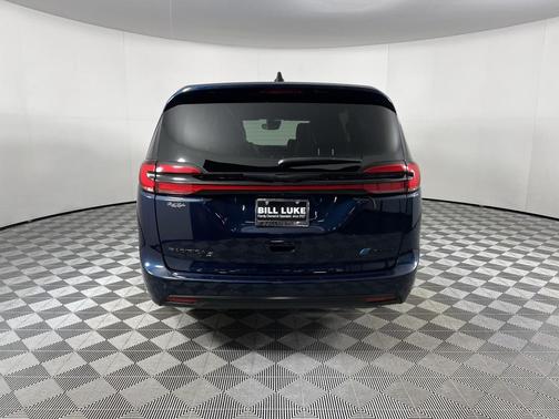 2024 Chrysler Pacifica Hybrid S Appearance Pkg