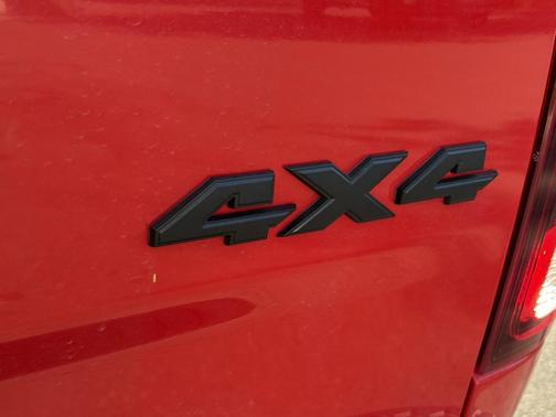 2021 RAM 1500 Classic SLT