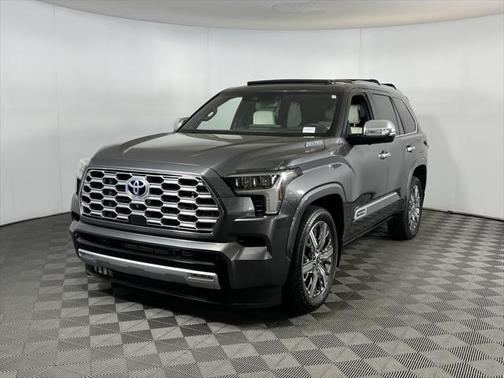 2024 Toyota Sequoia Base