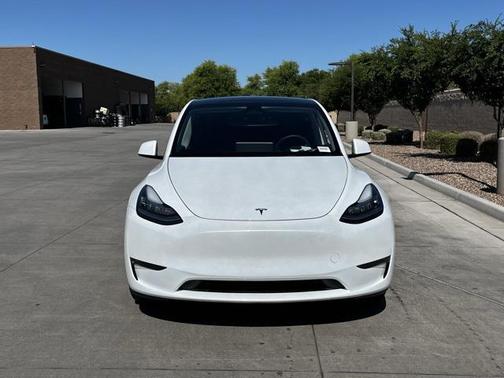 2023 Tesla Model Y Long Range Dual Motor All-Wheel Drive