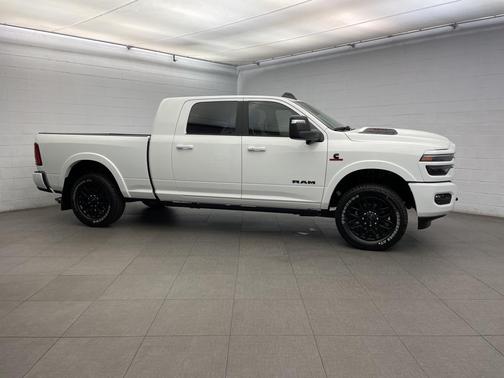 2026 RAM 2500 Limited