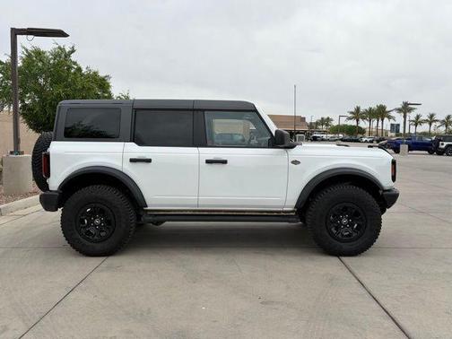 Oxford White 2024 Ford Bronco Wildtrak