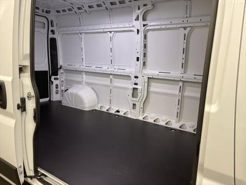 2025 RAM ProMaster 2500 Tradesman