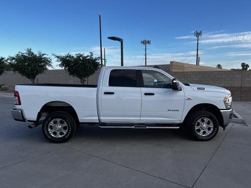 2023 RAM 2500 Big Horn Crew Cab 4x4 6'4' Box