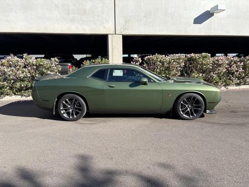 2022 Dodge Challenger R/T Scat Pack