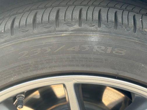 Midnight Silver Metallic 2023 Tesla Model 3 Standard Range