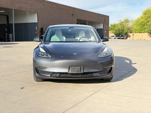 Midnight Silver Metallic 2023 Tesla Model 3 Standard Range