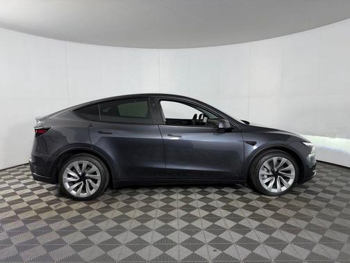 Stealth Grey 2026 Tesla Model Y Premium Rear-Wheel Drive