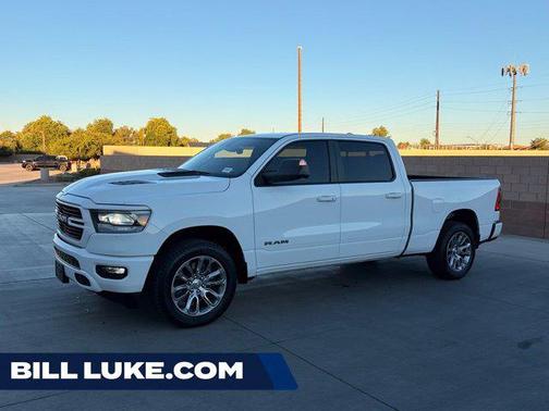 Bright White Clearcoat 2024 RAM 1500 Laramie
