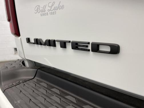 2026 RAM 3500 Limited