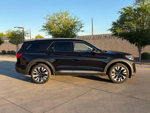 Black Metallic 2025 Ford Explorer Platinum