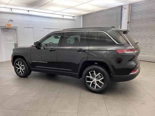 2025 Jeep Grand Cherokee Limited X
