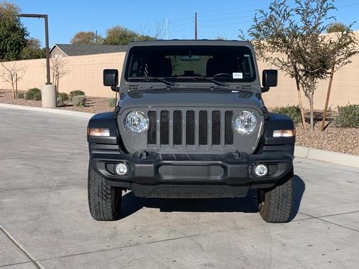 Photo 2 of 44 of 2020 Jeep Wrangler Unlimited Sport
