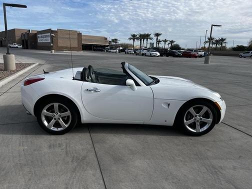 2008 Pontiac Solstice Base
