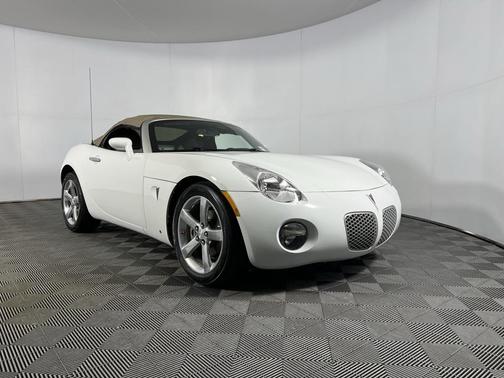 2008 Pontiac Solstice Base