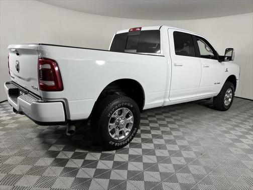 2024 RAM 2500 Laramie Crew Cab 4x4 6'4' Box