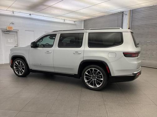 2024 Jeep Wagoneer Series III 4x4