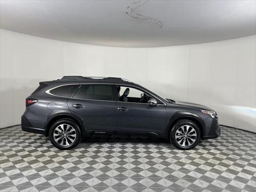 2023 Subaru Outback Touring