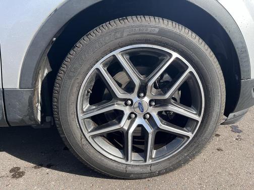 2019 Ford Explorer Sport