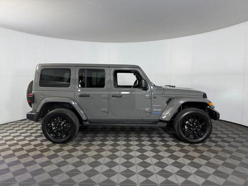Sting-Gray Clearcoat 2022 Jeep Wrangler Unlimited 4xe Sahara