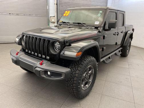 Black Clearcoat 2020 Jeep Gladiator Rubicon