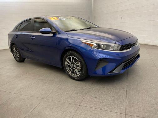 Deep Sea Blue 2022 Kia Forte LXS