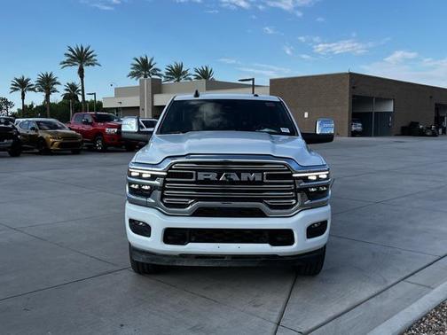 2025 RAM 2500 Laramie Crew Cab 4x4 6'4' Box