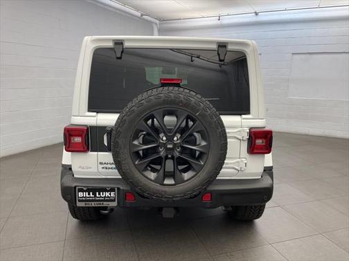 2025 Jeep Wrangler 4xe Sahara