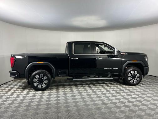 2025 GMC Sierra 3500 Denali