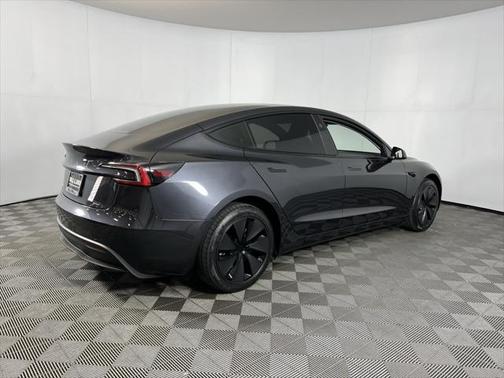 2024 Tesla Model 3 Long Range