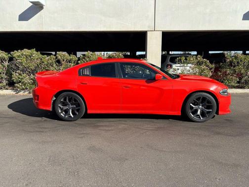2018 Dodge Charger SXT Plus