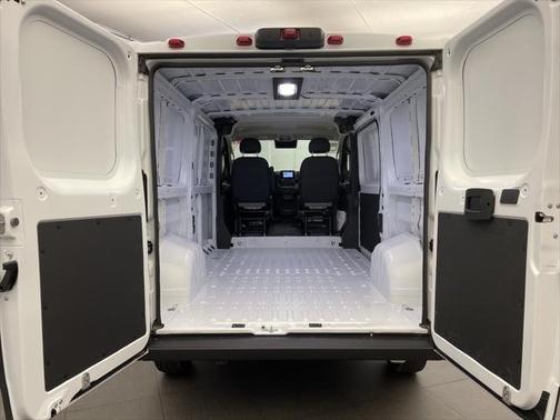 2025 RAM ProMaster 1500 Low Roof