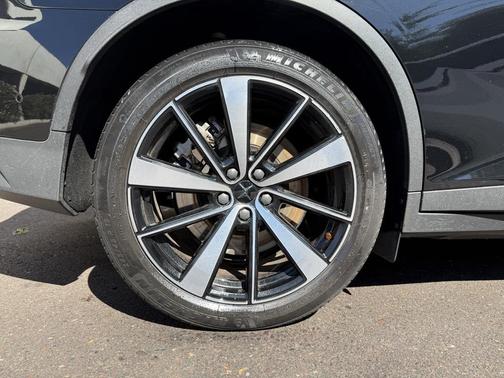 2021 Polestar 2 Launch Edition