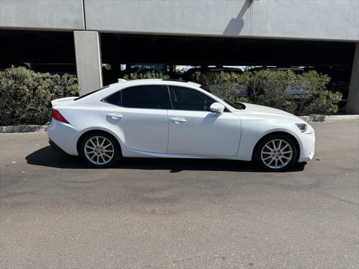 2018 Lexus IS 300 Base
