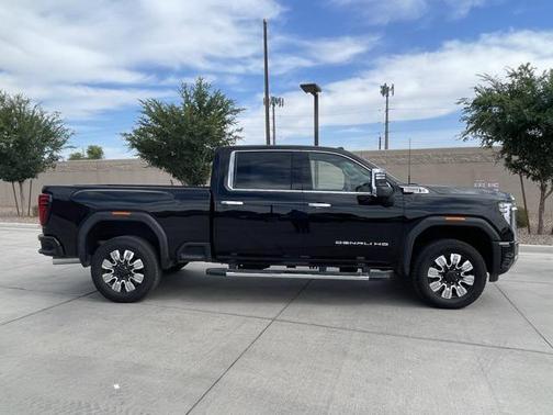 2024 GMC Sierra 2500 Denali