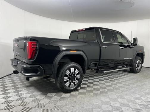 2024 GMC Sierra 2500 Denali