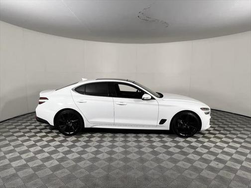 2023 Genesis G70 2.0T RWD