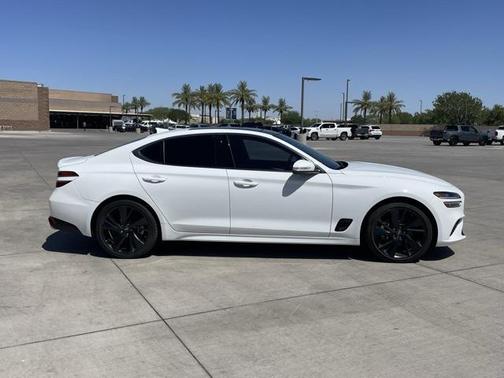 2023 Genesis G70 2.0T RWD