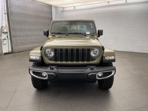 2025 Jeep Gladiator High Tide