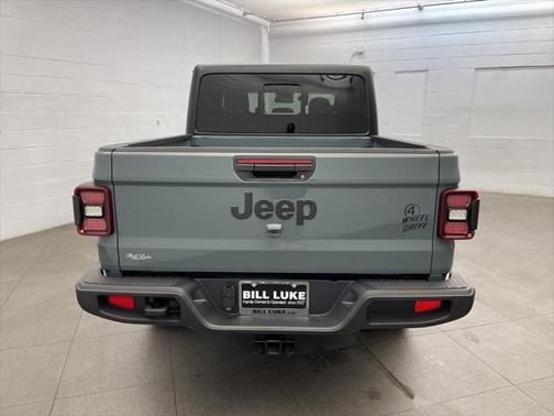 2025 Jeep Gladiator Willys