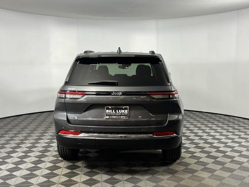 2022 Jeep Grand Cherokee 4xe Base